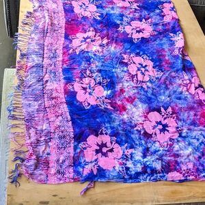 Tie dye hibiscus wrap